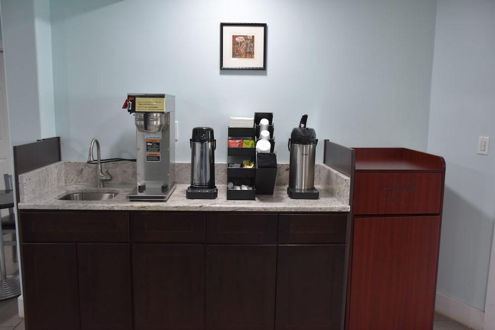 Destin Inn & Suites Экстерьер фото